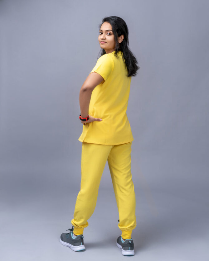 Jogger Style muti pocket top Aspen Gold - Image 3